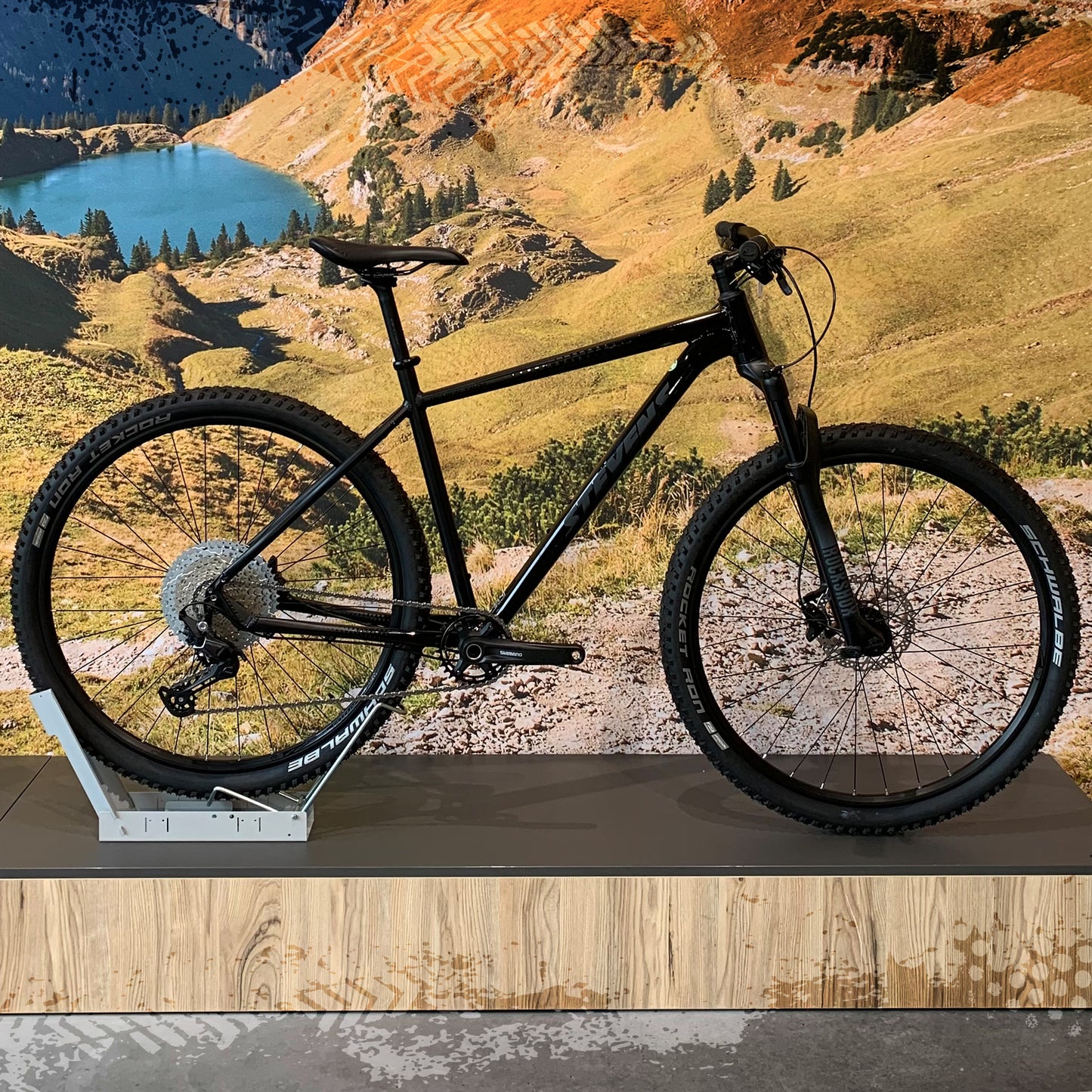 Devil's Tail  | Größe 20"