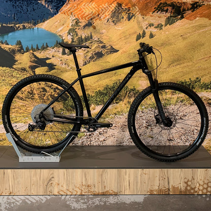 Devil's Tail  | Größe 20"